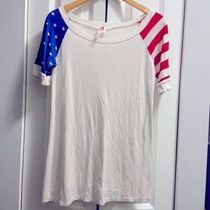 ❤️🤍💙 Super Cute Tee 💙🤍❤️
